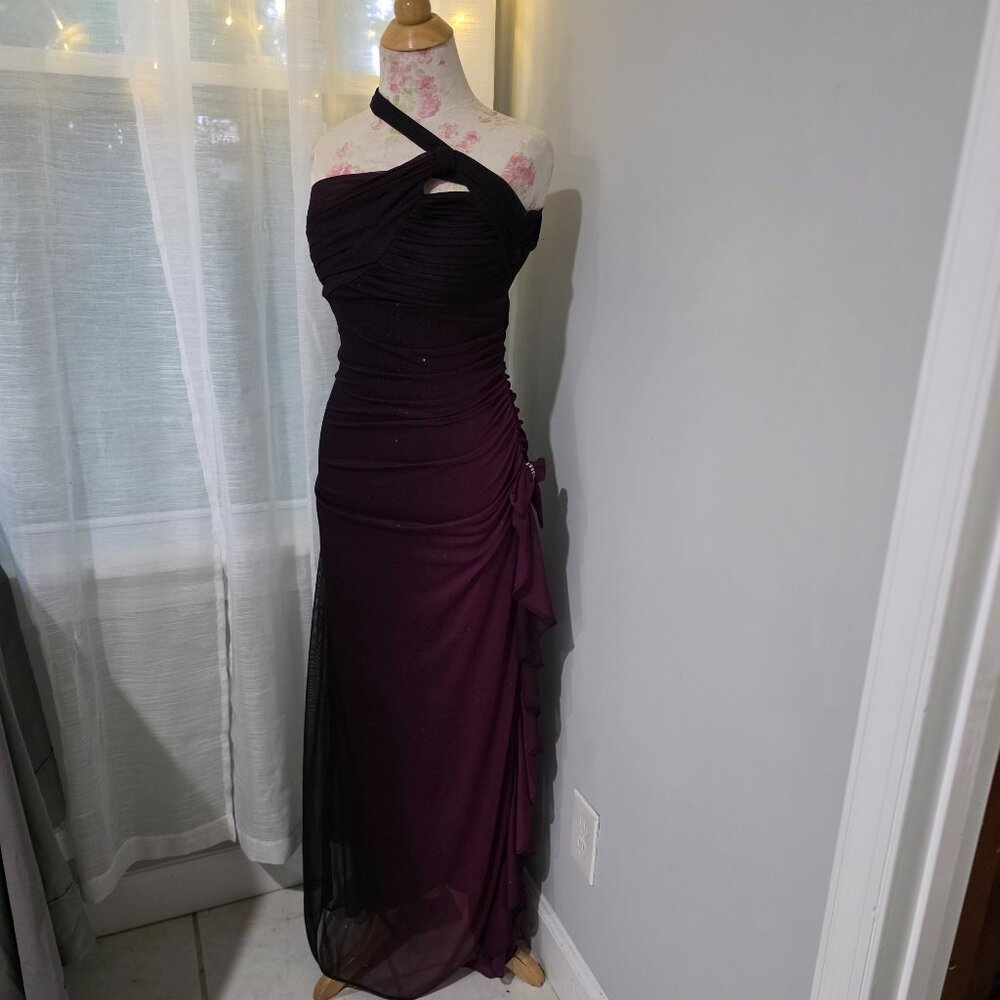 BLONDIE NITES ONE SHOULDER SPARKLING RUCHED PROM DRESS BERRY JUNIORS SIZE 3